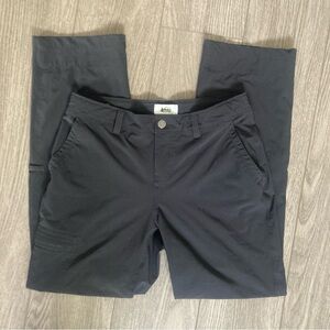 REI Women’s 6 petite Black hiking pants
